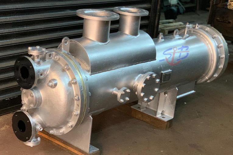 AUX CONDENSER